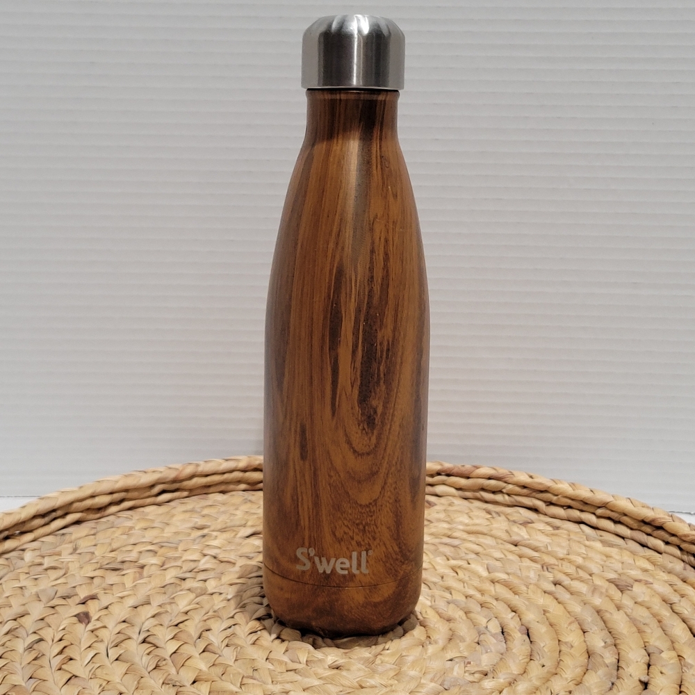 S'well, vacuum insulated stainless steel water bottle teakwood look 17 oz.
